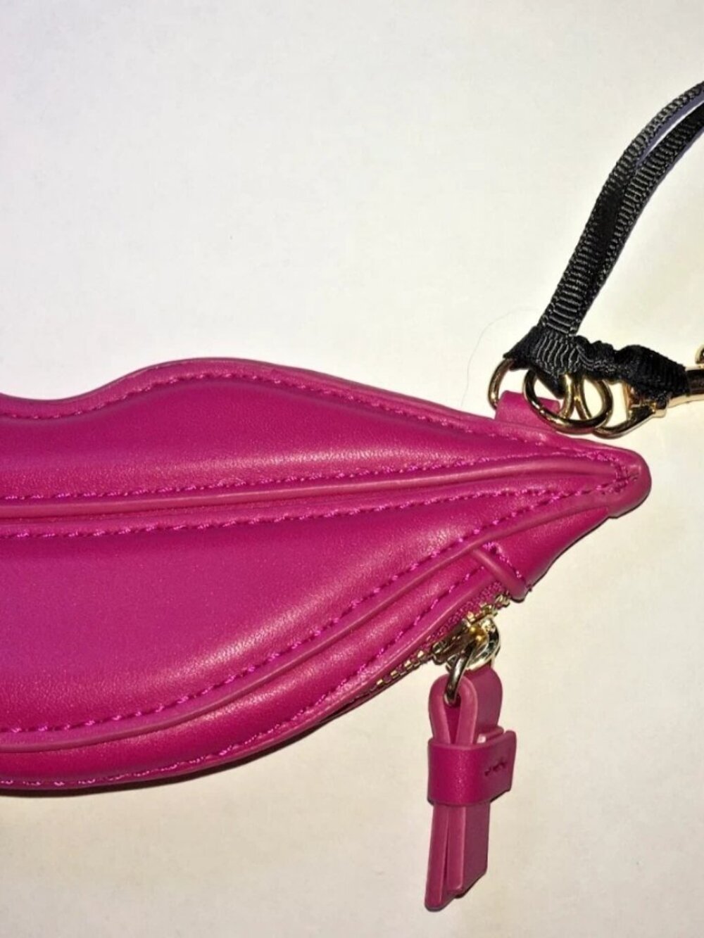 DVF for Target Diane Von Furstenberg PINK Lips Coin Purse Wallet NWT